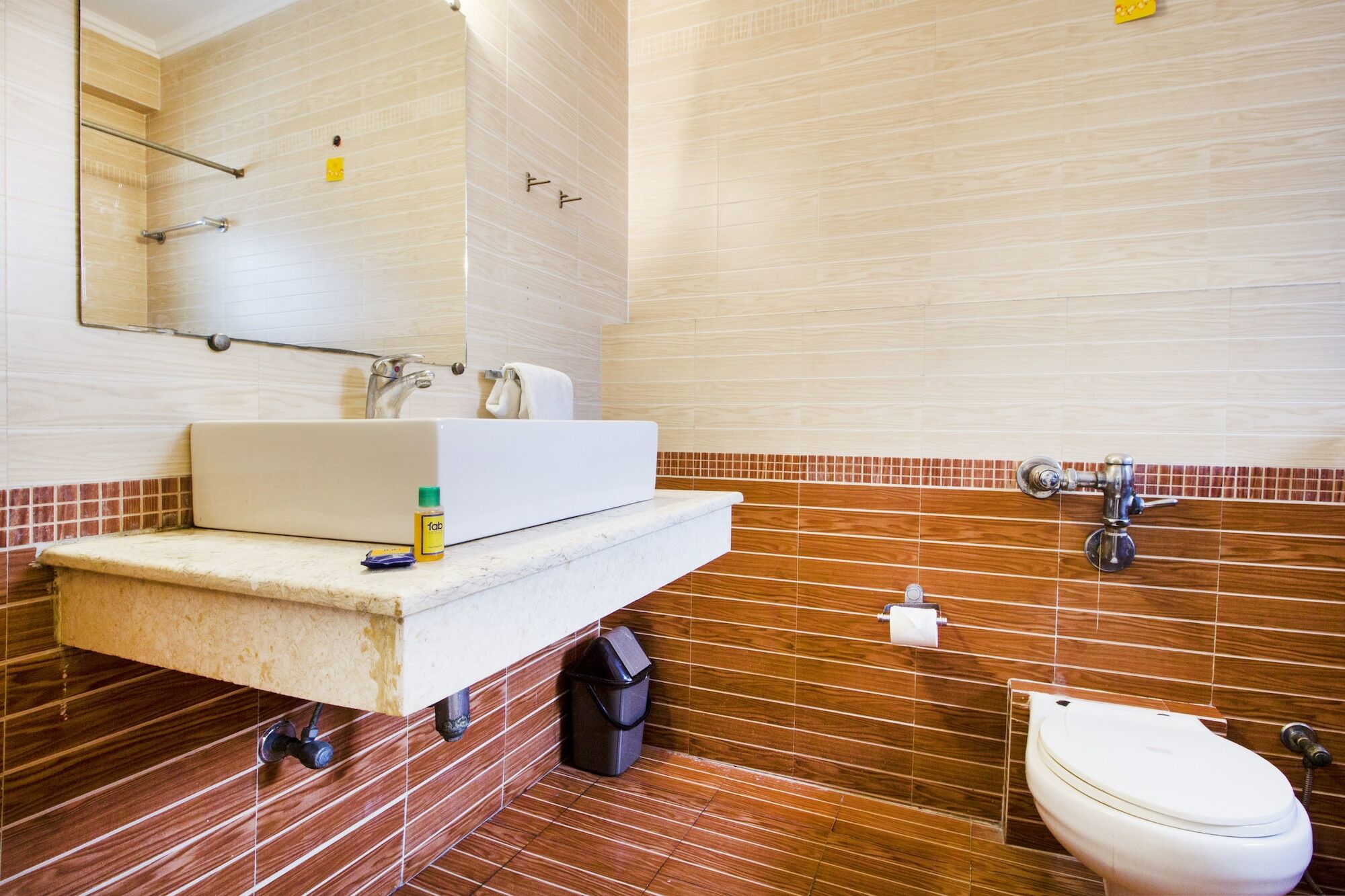 ניו דלהי Fabhotel Namaste Bnb & Service Apartments Vasant Vihar מראה חיצוני תמונה